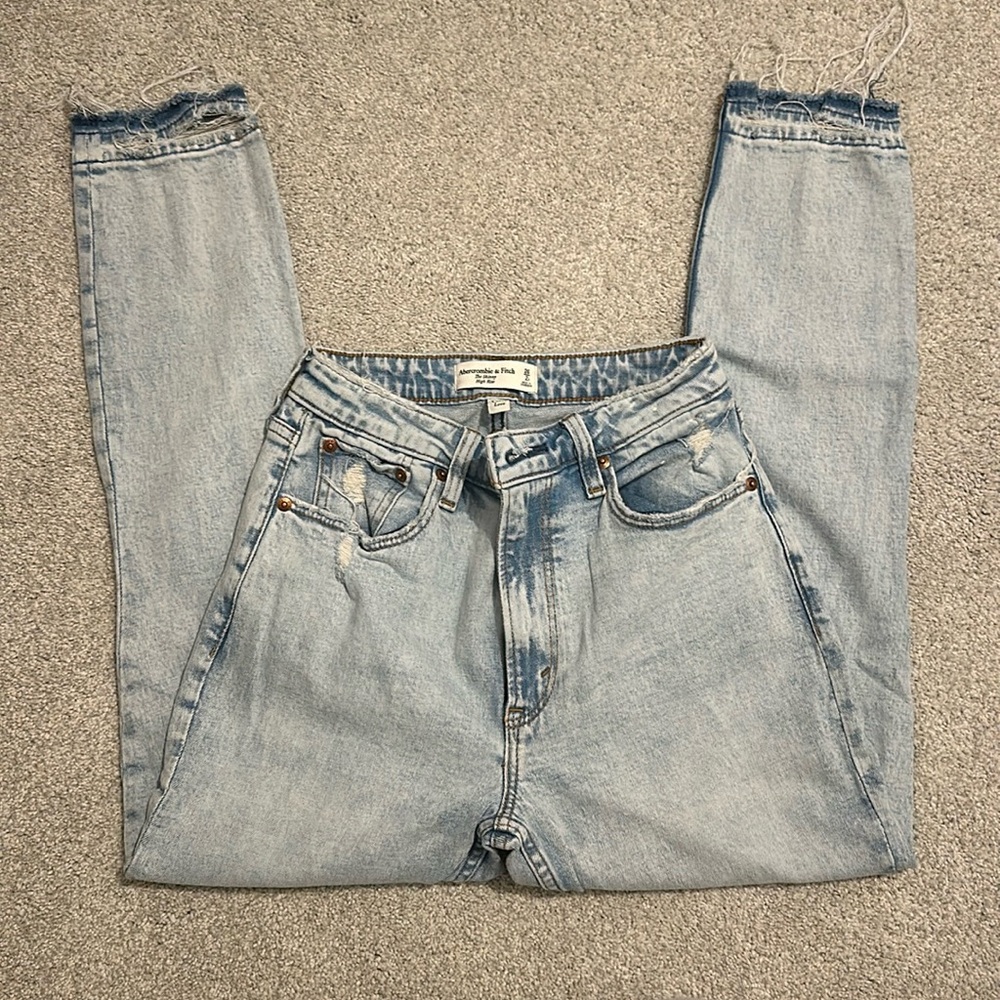Abercrombie Skinny high rise, size 26 short.